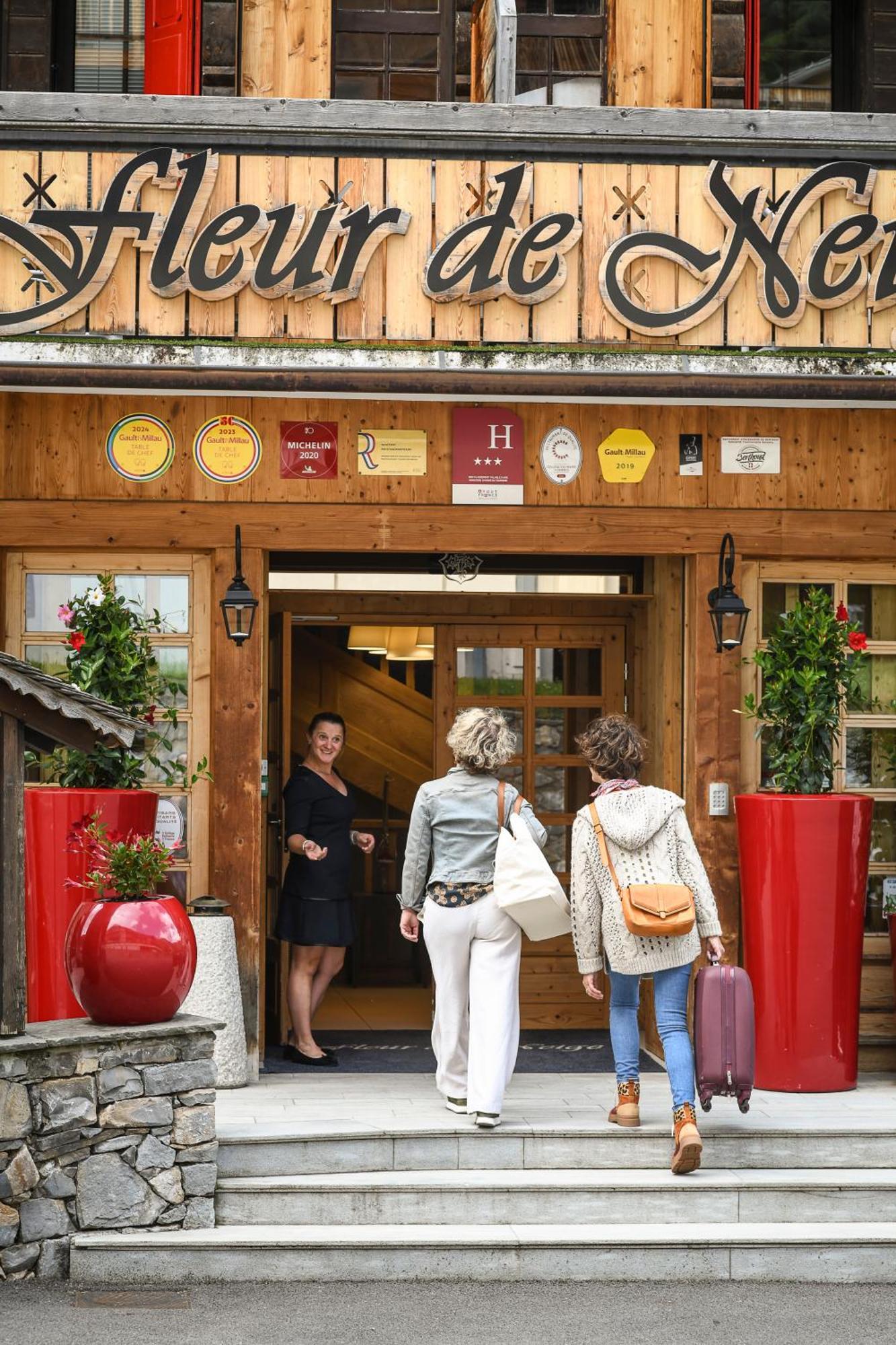 Fleur De Neige Châtel Екстериор снимка
